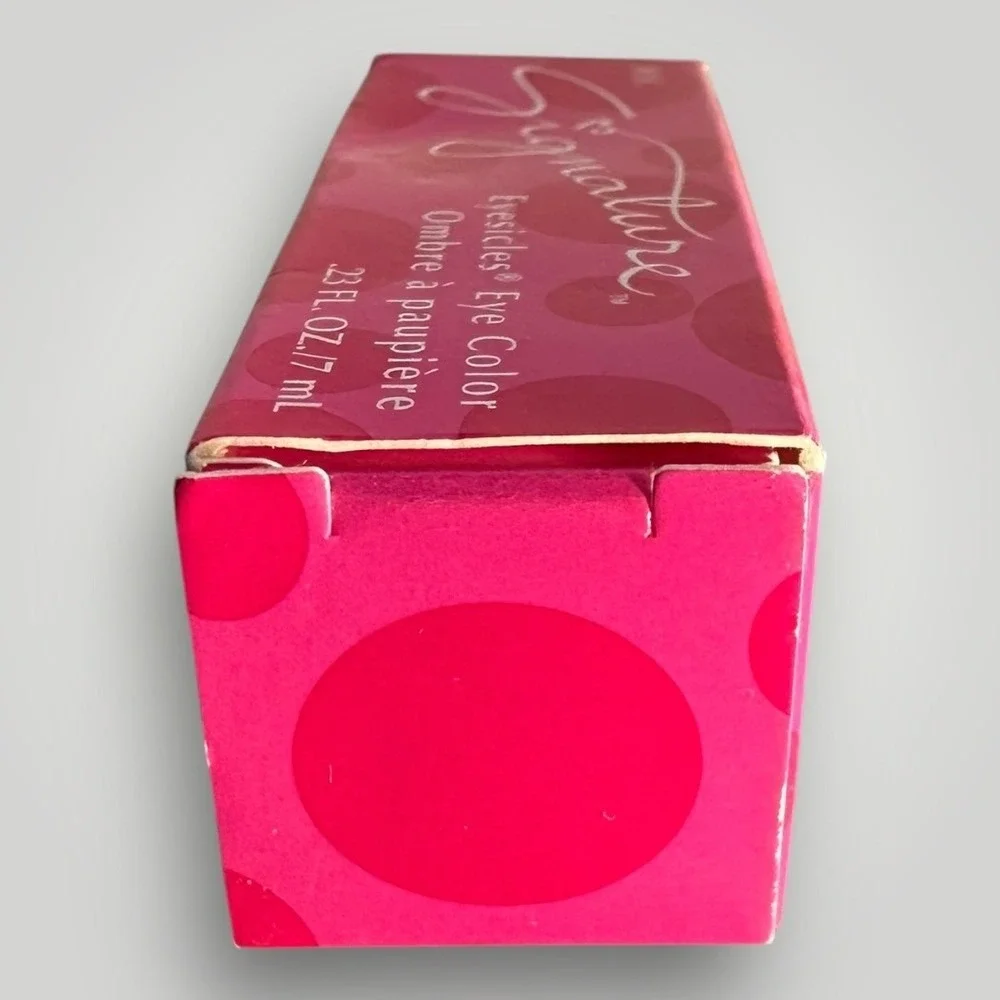 Mary Kay Signature Eyesicles Eye Color Cherry Cola 611900‎ Creme to Powder .23oz